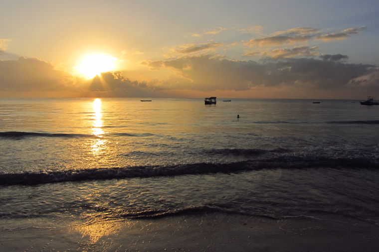 Sunrise over Indian Ocean Sunrise over Indian Ocean